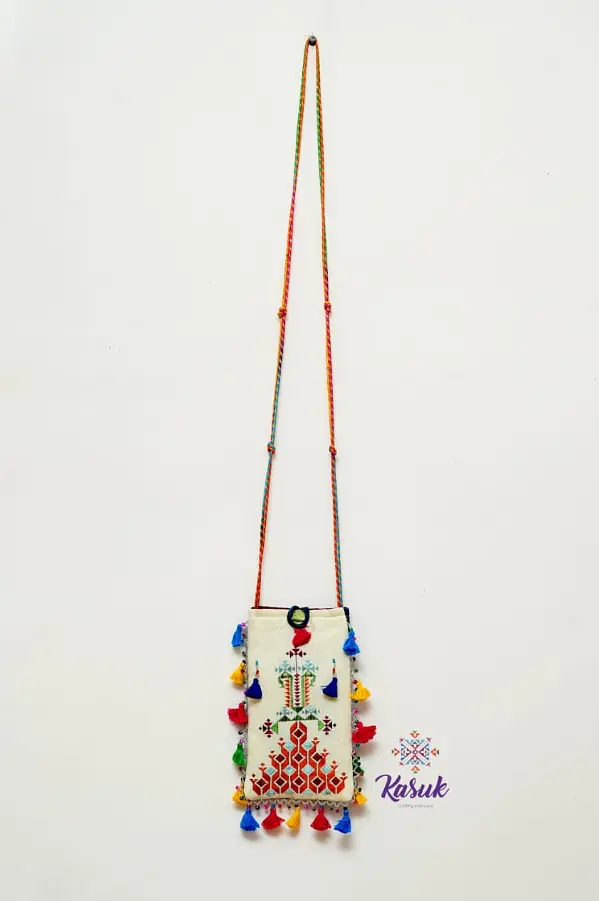 Kutch Embroidery - Master