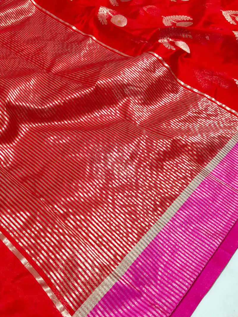Rosy border Silk Saree - Master
