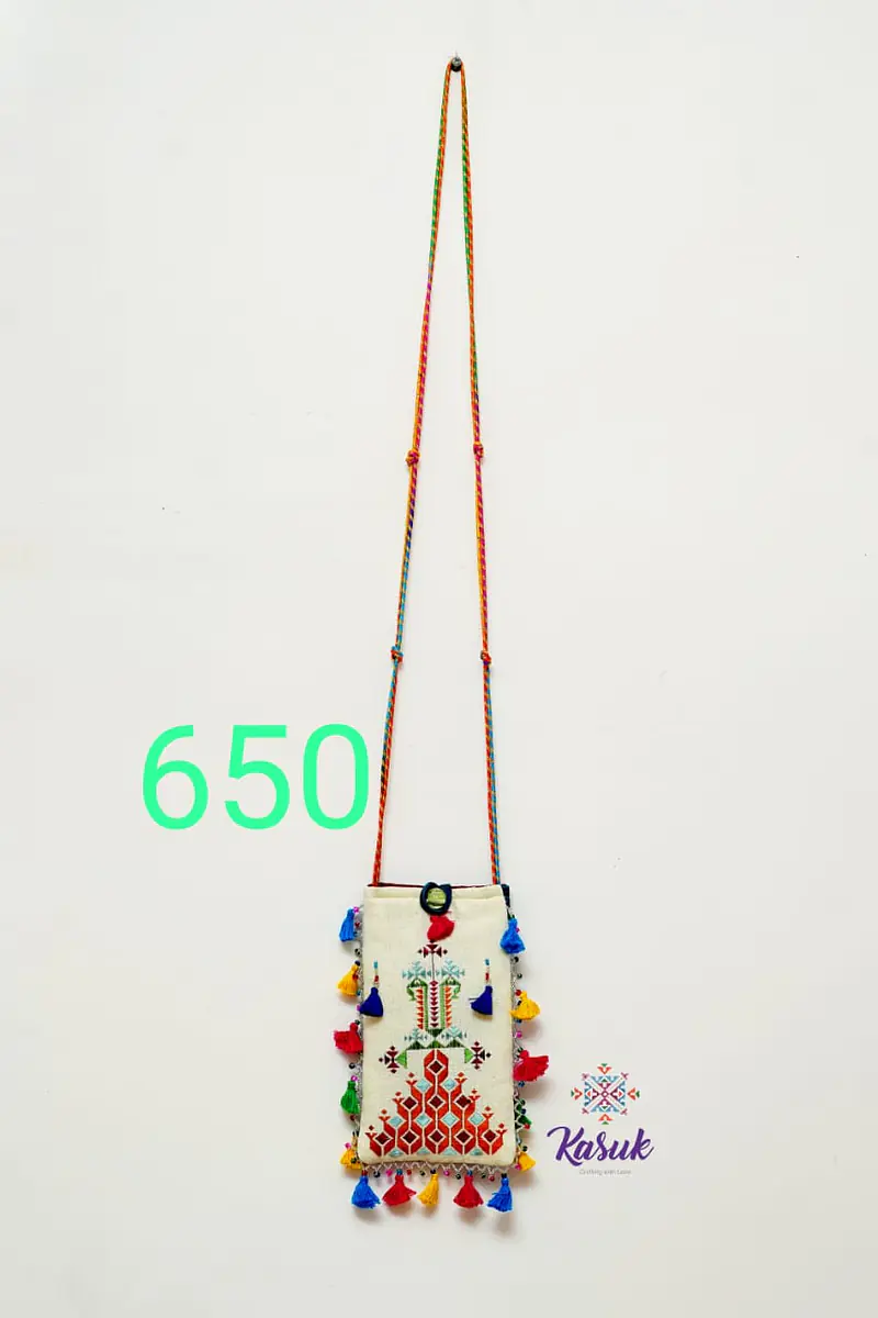 Kutch Embroidery - Master