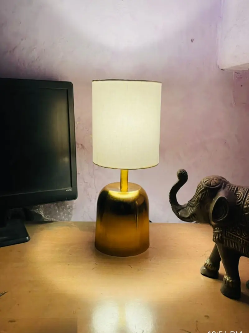 TABLE LAMP - Master