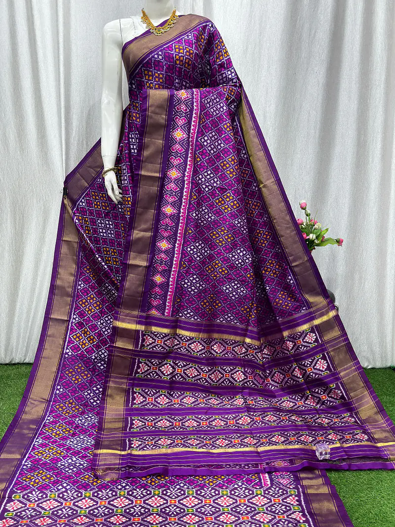 POCHAMPALLY SILK SAREE - Master