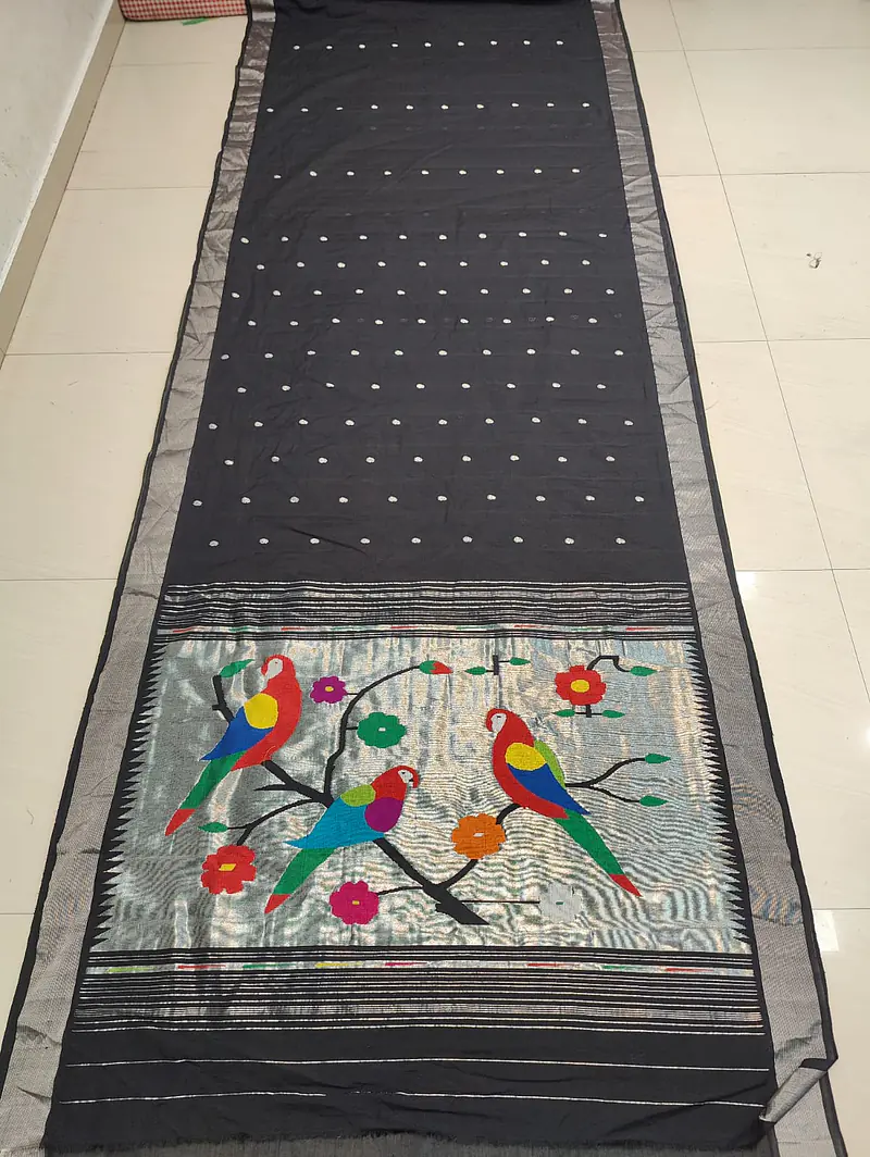 Paithani Saree - Master