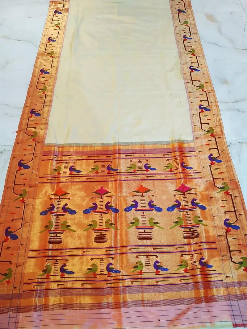 Paithani Saree - Master