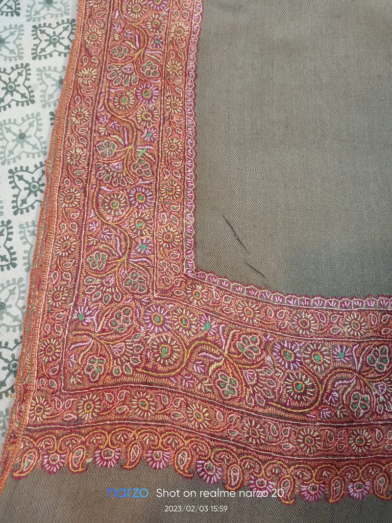 Pashmina shawl 2 - Master